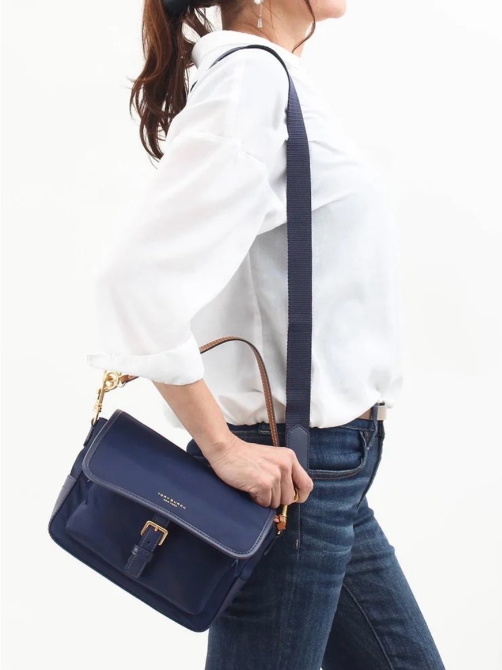 TORY BURCH Perry
Nylon Crossbody Bag, navy gold hardware